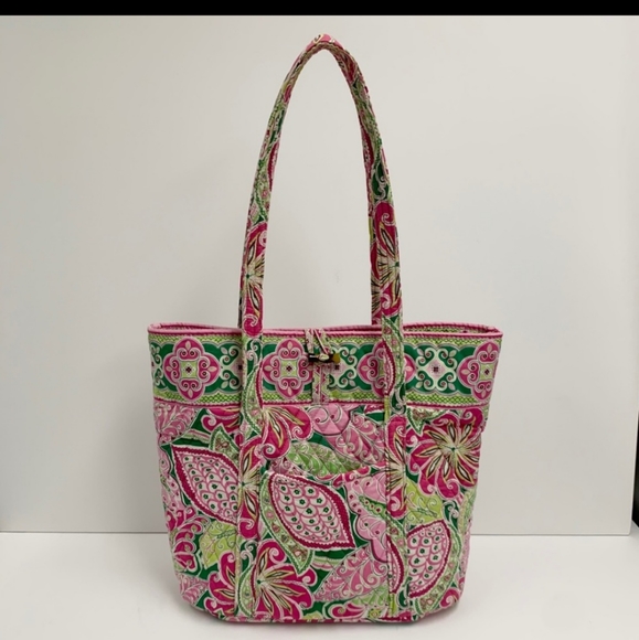 Vera Bradley Handbags - Vera Bradley vera Bradley
